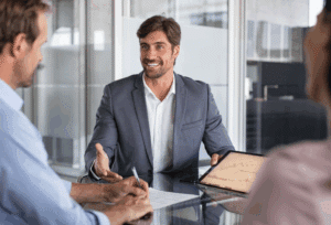 Management de transition: Présentation de nos managers de transition par 4 vidéos